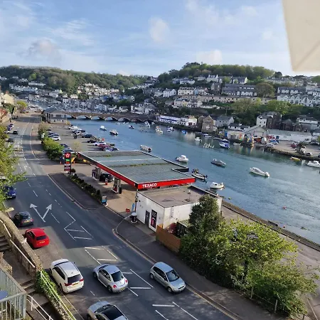 Spacious 4 Double Bedroom House Sleeps 9 Harbour River Views Willa Looe